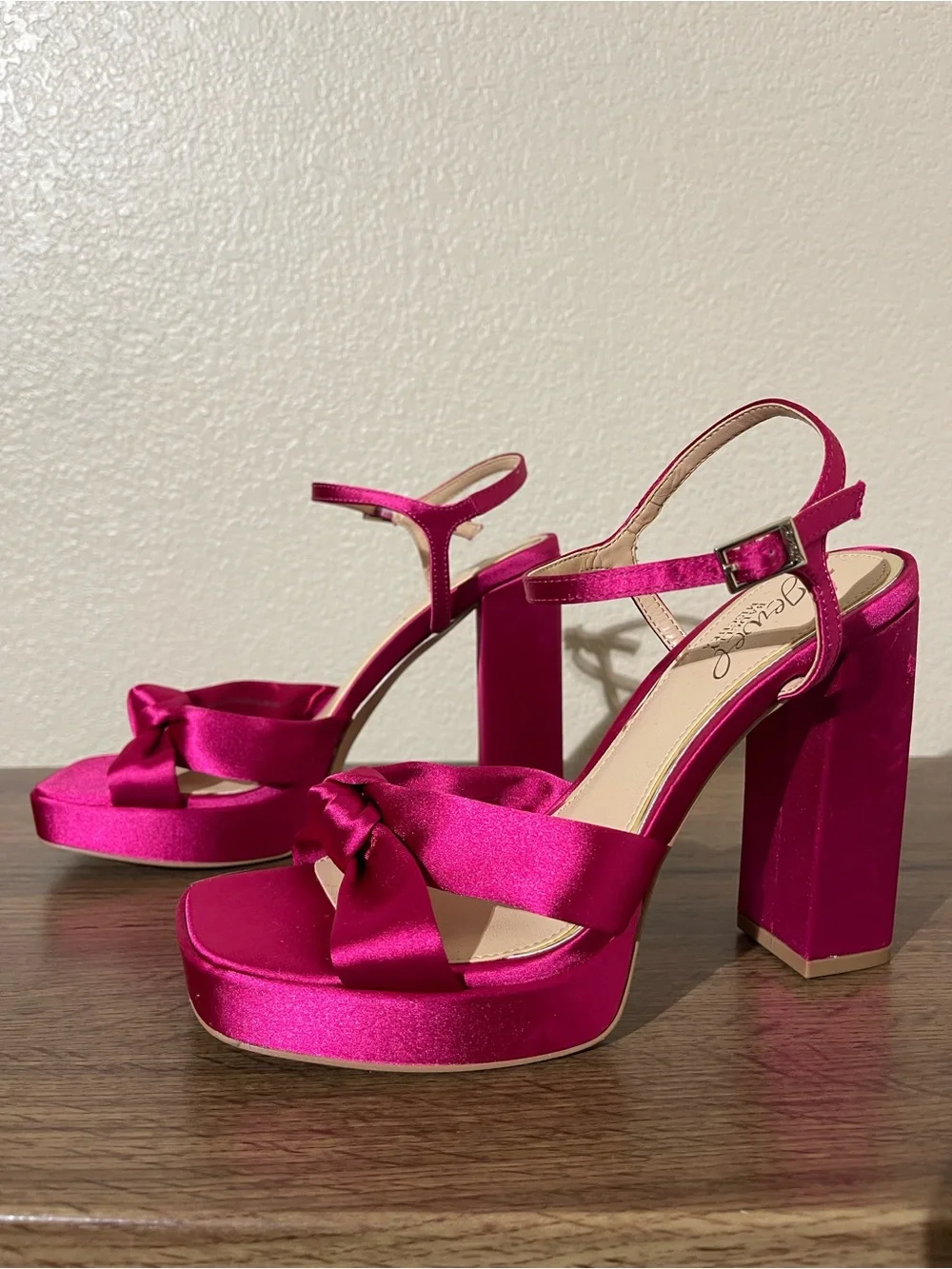 Jewel Badgley Mischka Fuchsia Satin Knotted Platform Block Heels